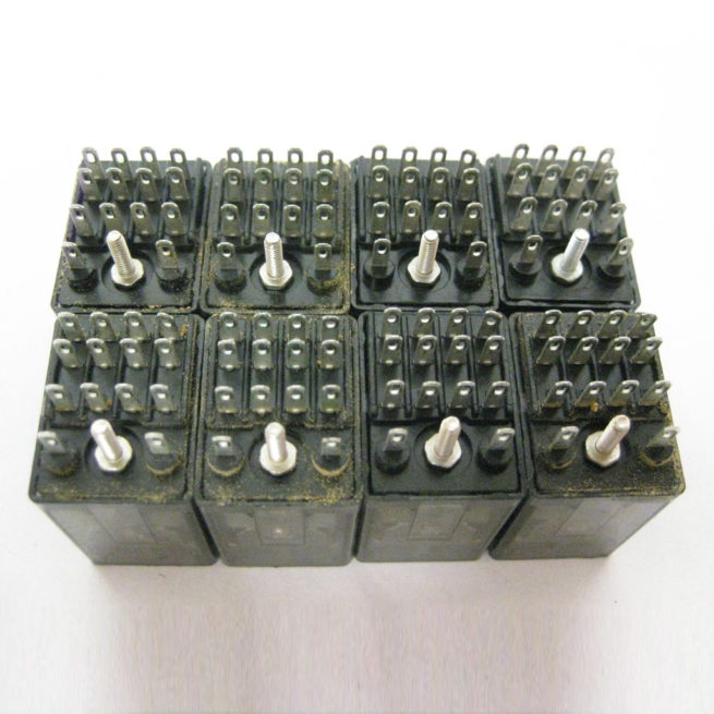 Lot of Relays and Relay Sockets 8 Potter Brumfield KHAU 17D11 24 2