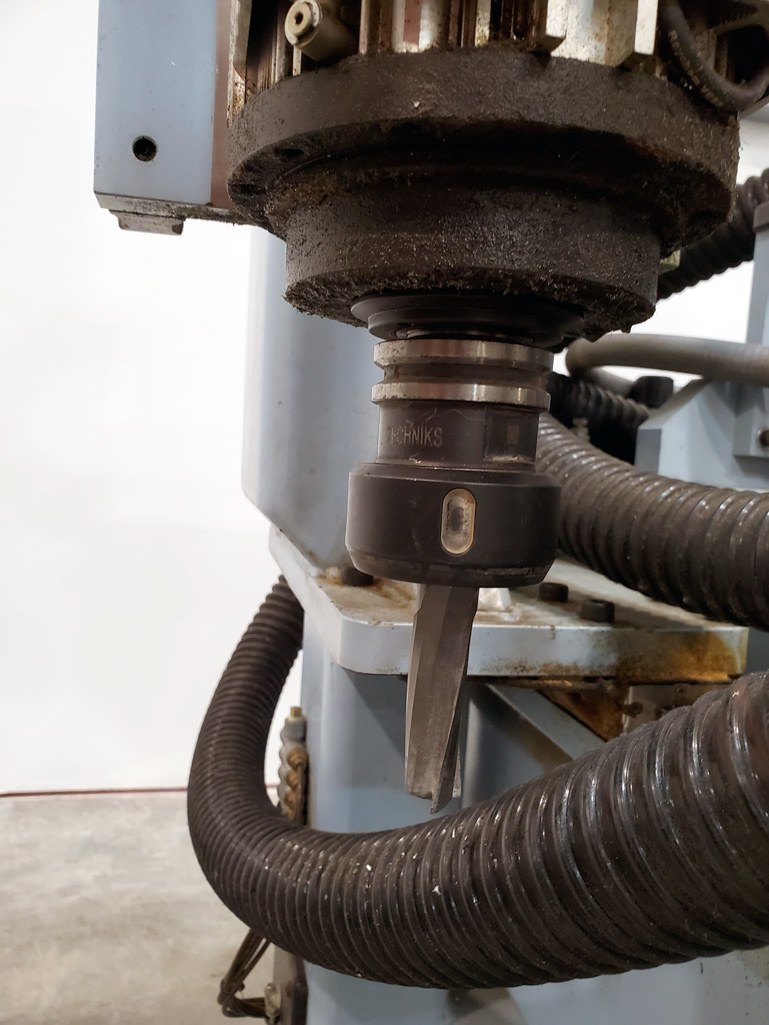 DMS 3 Axis CNC Router C654 8729l