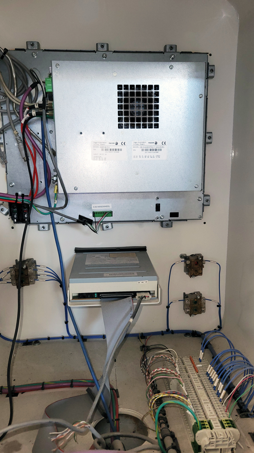 Quintax 5 Axis CNC Router E720 6