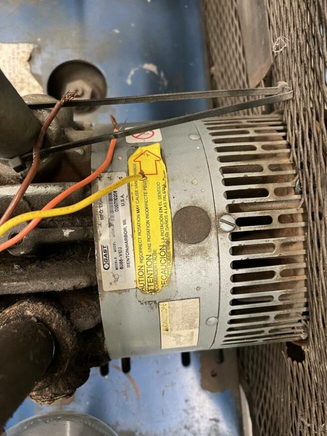 6066-V103 Gast Vacuum Pump (4)