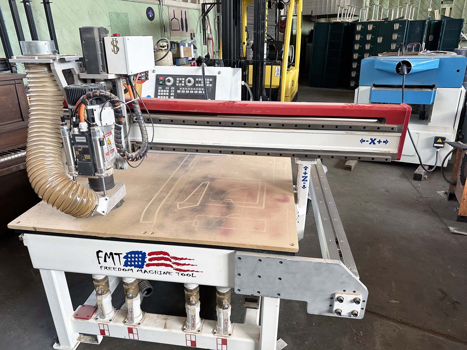 DMS Freedom Machine Tool Patriot 3 Axis 4x8 CNC Router C721 2