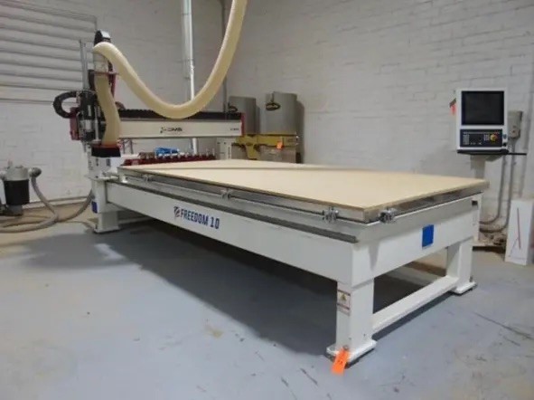 Used Freedom 3 Axis 5×10 CNC Router For Sale