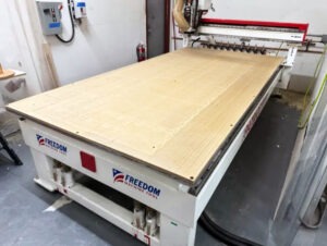 Freedom 3 Axis CNC Router 5×10 Moving Gantry C829