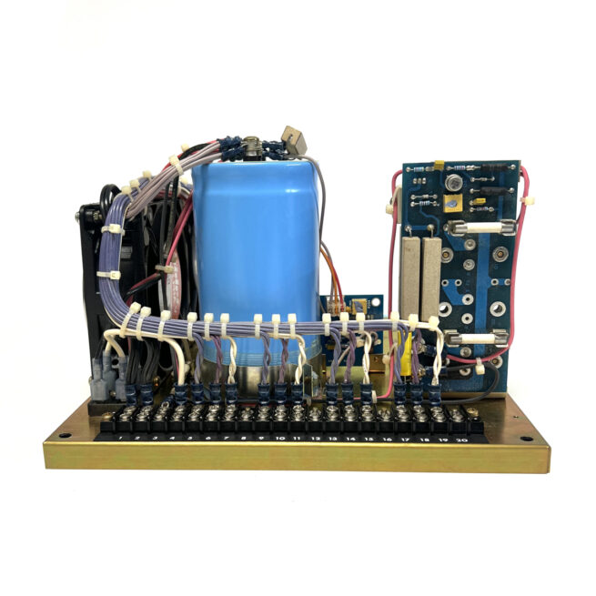 SDBF4-1422M-172-4 Servo Dynamics Servo Amplifier Chassis - Image 4