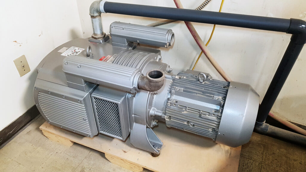 Becker vacuum Pump 1