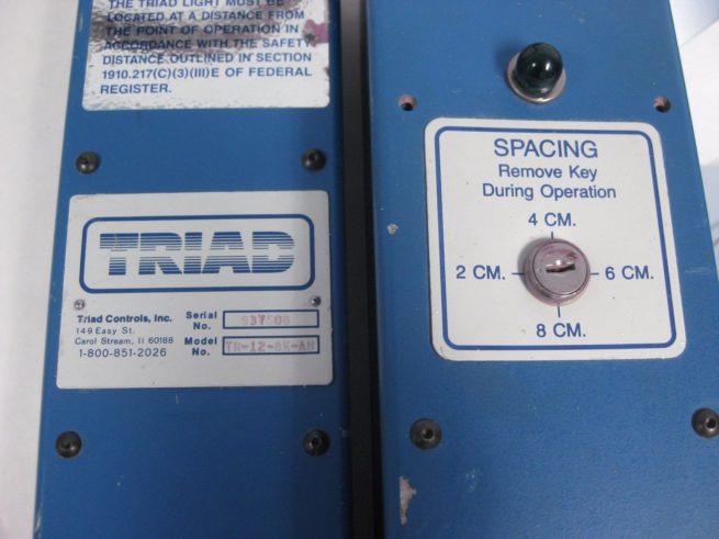 Triad Controls TR 12 8K AU OSHA Safety Light Curtain 321295414581 4
