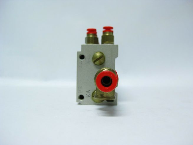 SMC 12 Position Pneumatic Manifold Block w SMC Push Fit Connectors 222556658368 4